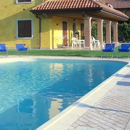 Belvilla By Oyo Casa Gialla A Due * Lazise
